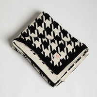 Houndstooth Organic Cotton Throw Blanket
