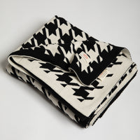 Houndstooth Organic Cotton Throw Blanket - Black/Natural