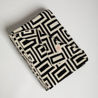 Galaxy Organic Cotton Throw Blanket - Black/Natural