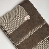 Eka Stipple Organic Cotton Throw Blanket