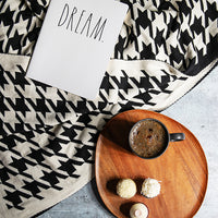 Houndstooth Organic Cotton Throw Blanket