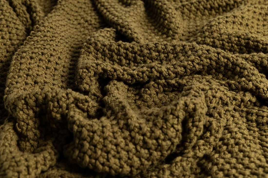 Moss Chunky Green Organic Cotton Knit Throw Blanket