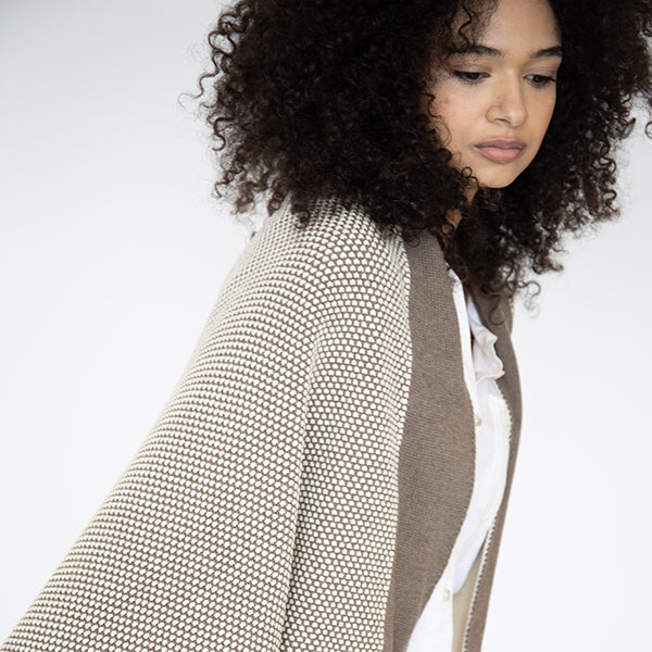 Eka Stipple Organic Cotton Throw Blanket