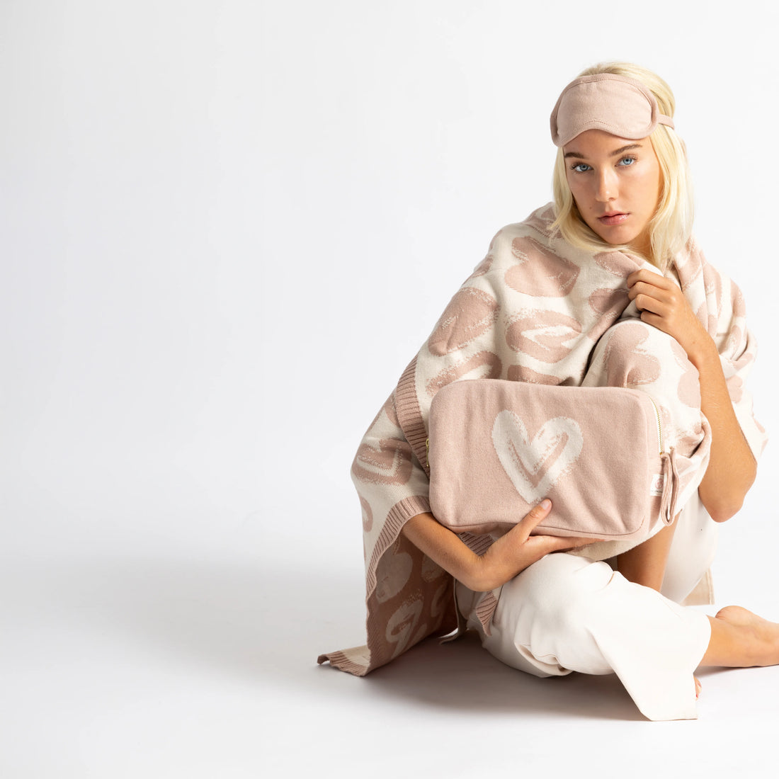 Shabby Hearts Pale Pink Organic Cotton Travel Set