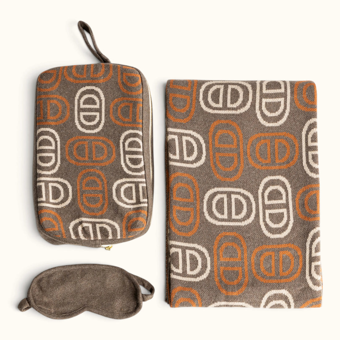 Vilas Brown Organic Cotton Travel Set