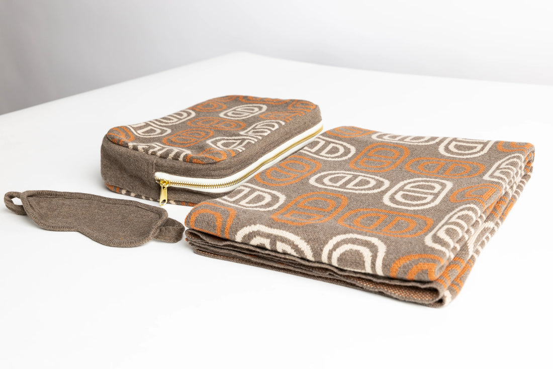 Vilas Brown Organic Cotton Travel Set