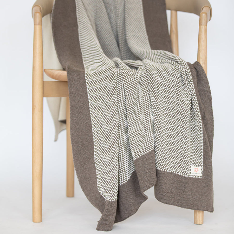Eka Stipple Organic Cotton Throw Blanket