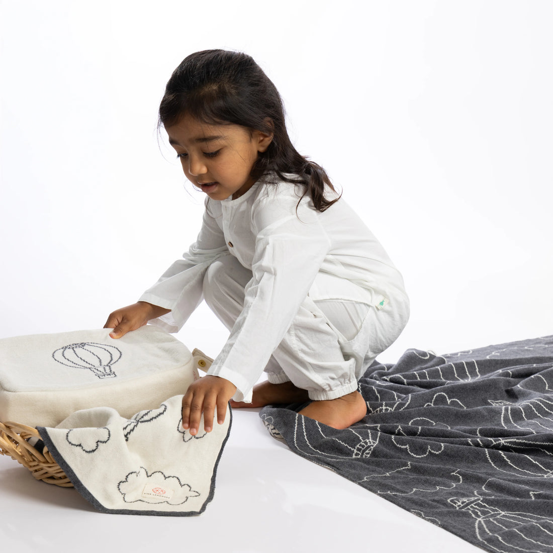 Hot Air Balloon Gray Organic Cotton Baby Gift Set