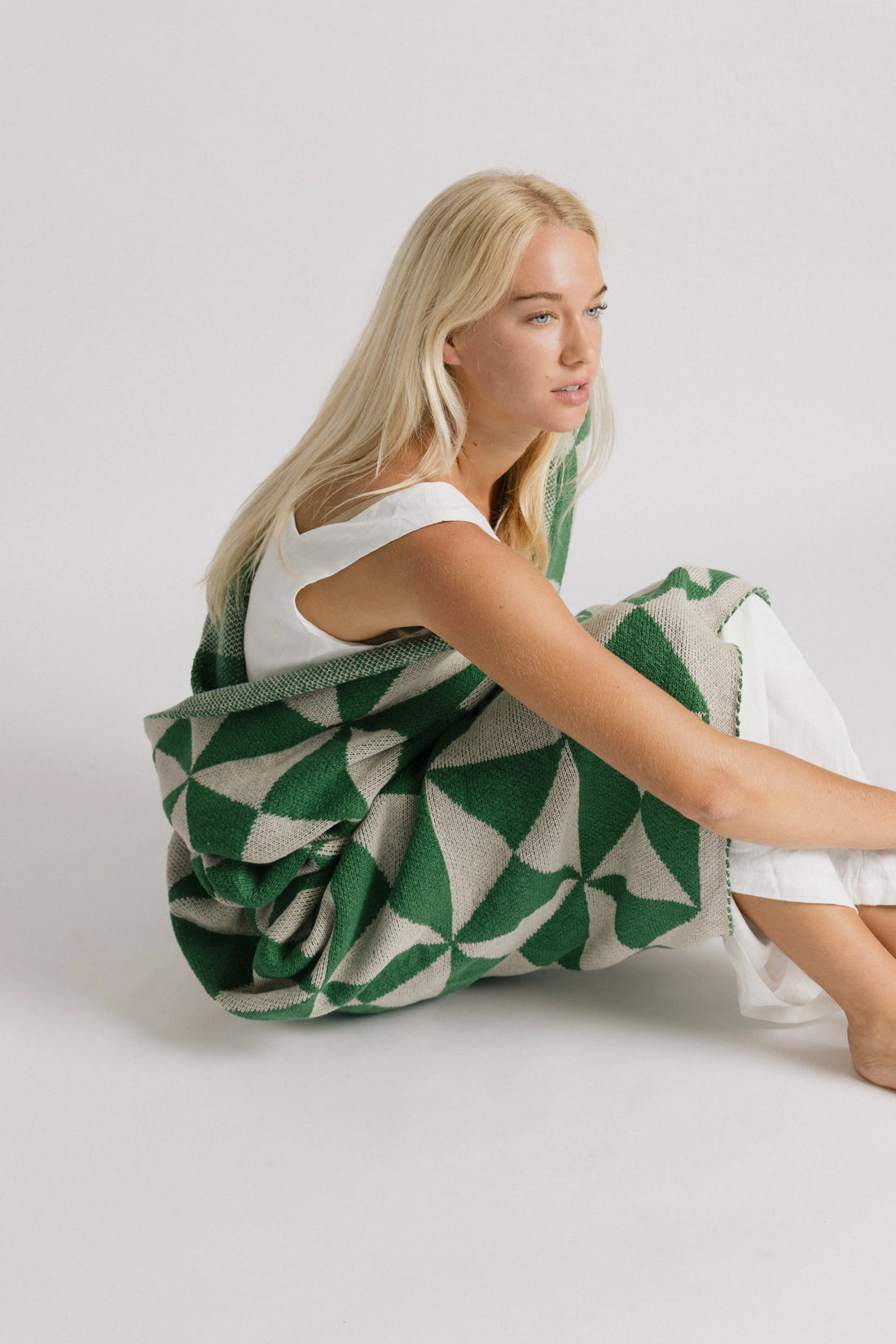 Trikona Dark Green Organic Cotton Knit Throw Blanket