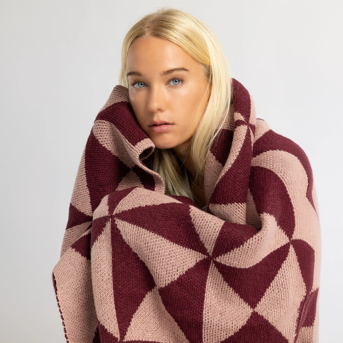 Trikona Wine Organic Cotton Knit Throw Blanket
